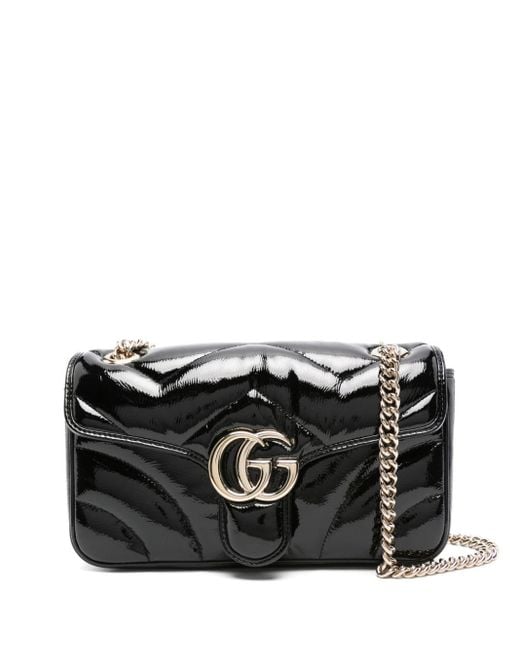 ショルダーバッグ・ポシェット GUCCI GG MARMONT SMALL PATENT LEATHER SHOULDER BAG Gucci Gg Marmont Small Patent Leather Shoulder Bag in Black