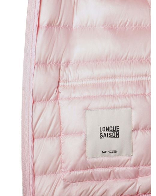 Doudoune courte en nylon lans Moncler en coloris Pink
