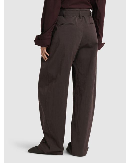Femme Pantalon En Coton Avec Ceinture Tumbled Lemaire en coloris Brown