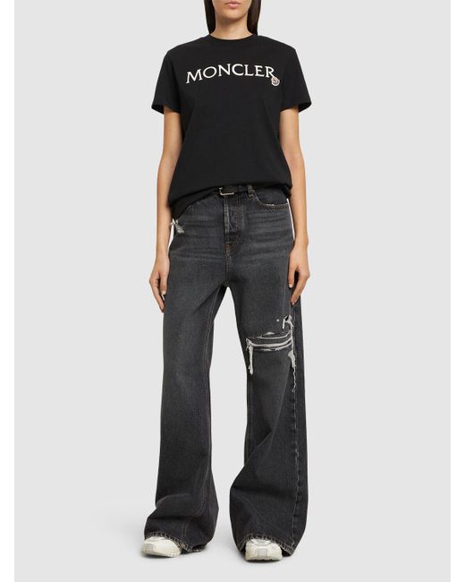 Moncler Black T-shirt Aus Bio-baumwolle Mit Logostickerei