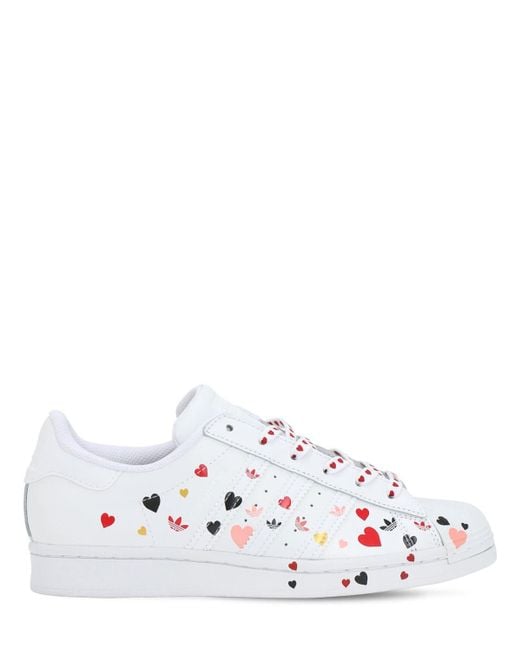 Adidas Originals White – Superstar – e Sneaker mit Herz-Muster