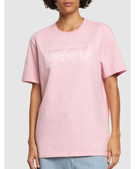 Versace Pink T-shirt Aus Baumwolljersey Mit Logo "barocco"