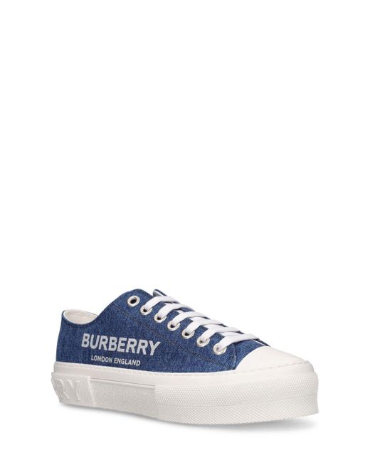 Sneakers en denim à logo Burberry en coloris Blue