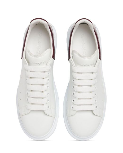 Sneakers oversize in pelle mm di Alexander McQueen in White da Uomo