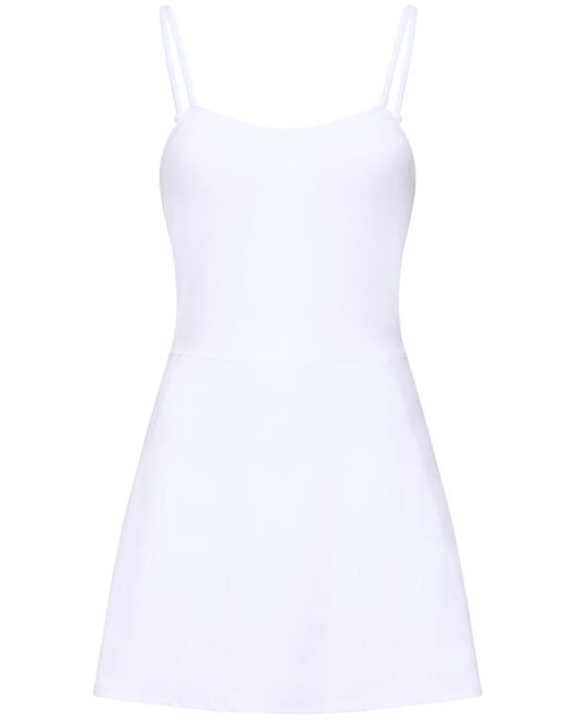 Vestito alosoft courtside tennis di Alo Yoga in White
