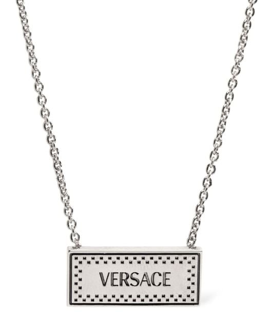 Collana con charm in metallo con logo di Versace in White da Uomo