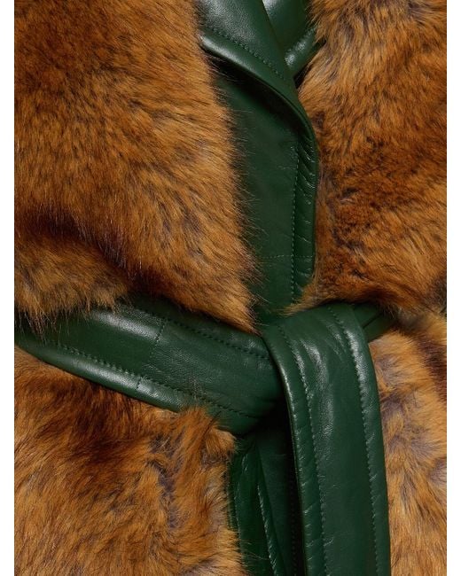Abrigo de piel con pelo sintetico Burberry de color Green
