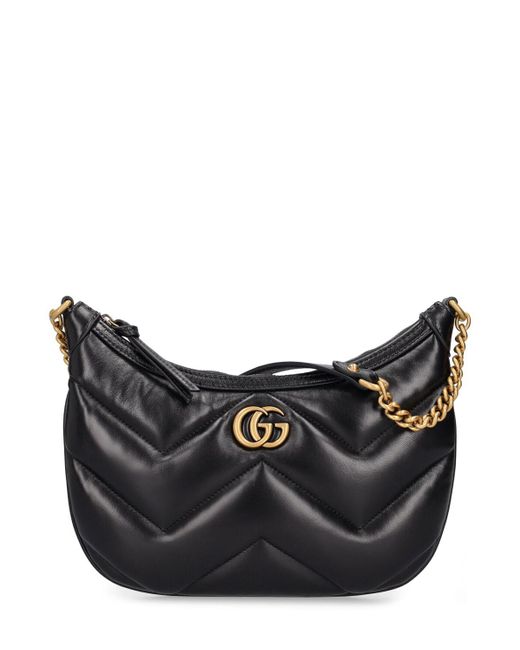 Small gg marmont leather shoulder bag di Gucci in Black