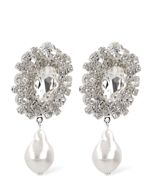 Orecchini con cristalli e perle di Magda Butrym in White