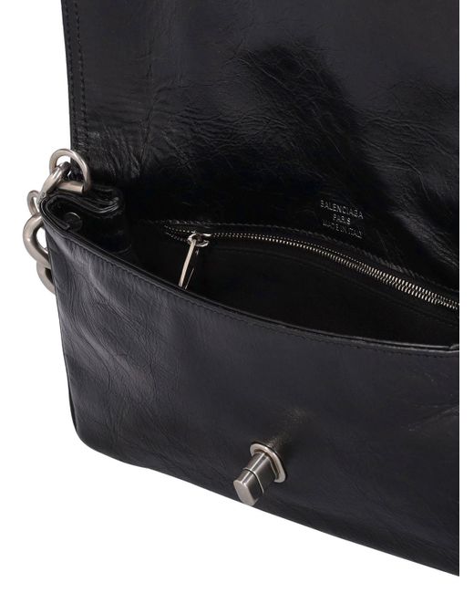 Petit sac porté épaule en cuir souple bb Balenciaga en coloris Black