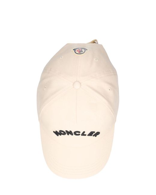 Embroidered logo cotton baseball cap di Moncler in Natural da Uomo