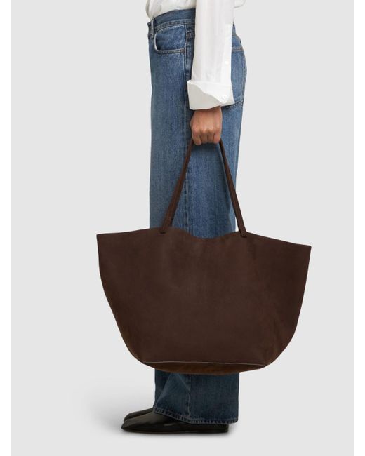 The Row Xl Park Nubuckレザートートバッグ ブラウン | Lyst