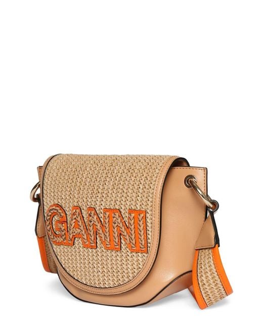 ショルダーバッグ・ポシェット *Ganni* Banner Saddle Raffia Cross Bag Beige A4737895 A47378 GANNI Banner Saddle Raffia Shoulder Bag in Tan | LN-CC