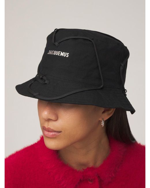 Jacquemus Le Gadjo Montagne Cotton Logo Bucket Hat in Black | Lyst
