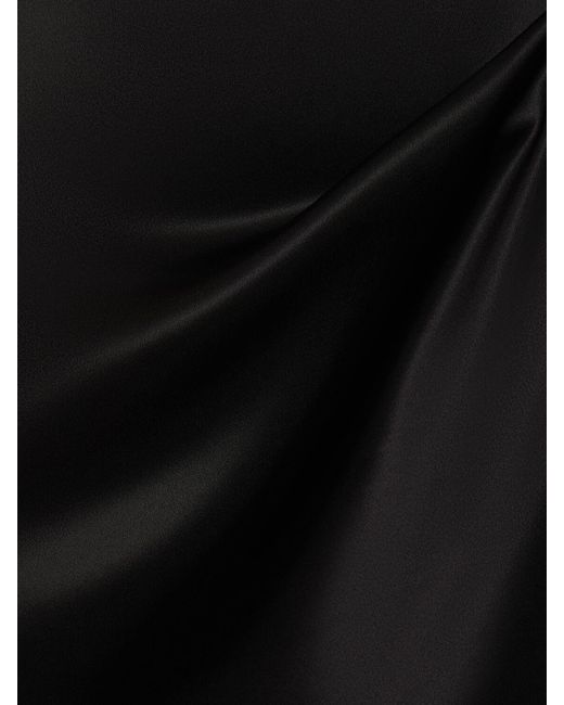Robe longue en satin à épaules nouées Kacia Reformation en coloris Black