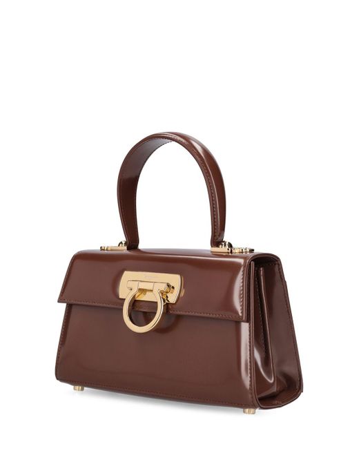 Petit sac à main iconic Ferragamo en coloris Brown