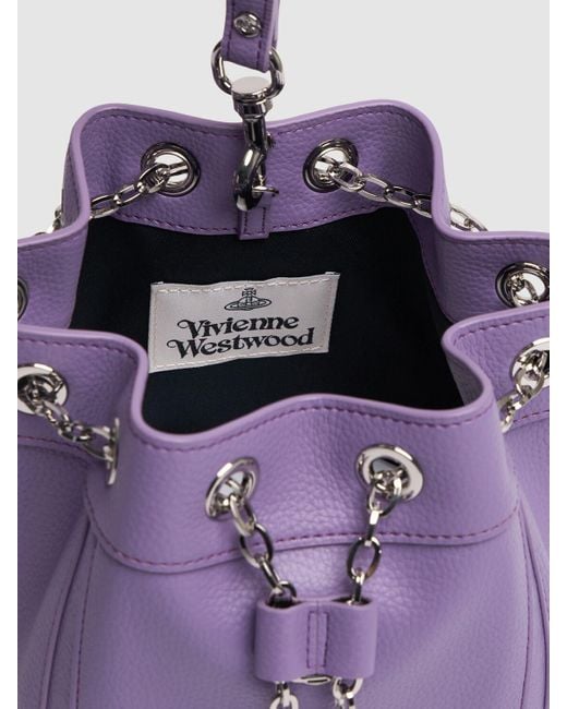 Bolso bucket chrissy de piel sintética Vivienne Westwood de color Purple