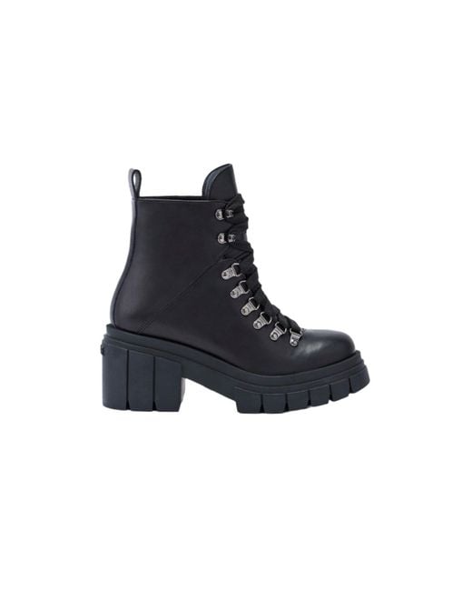 Mackage Black Summit Unlined (R) Leather Ankle Boot For