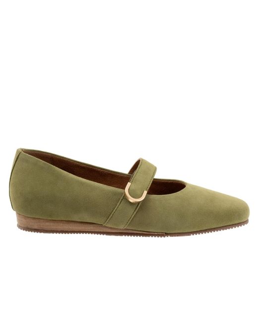 Softwalk® Green Valdivia Flat