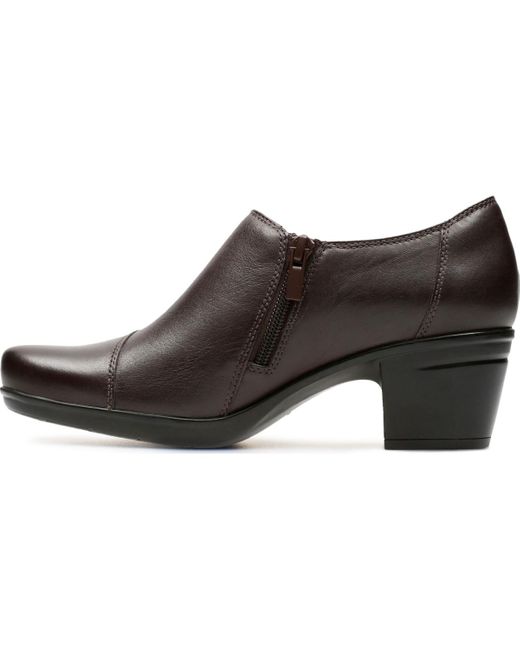 Clarks Black Emslie Warren Closed Toe Shooties
