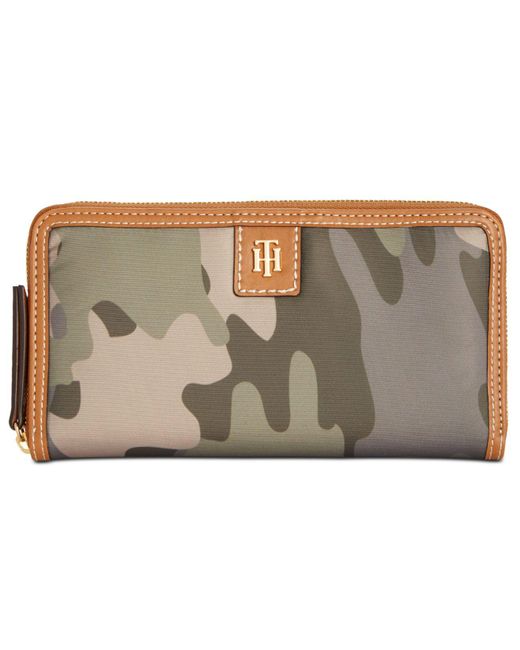 tommy hilfiger wallet macys