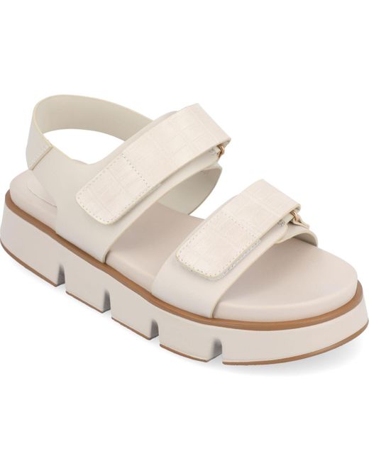 Journee Collection Maely Lug Platform Sandals in White | Lyst