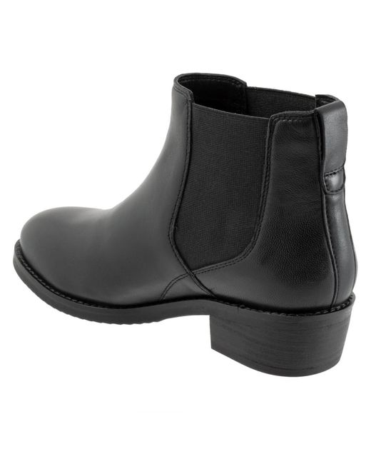 Softwalk® Black Rana Boot