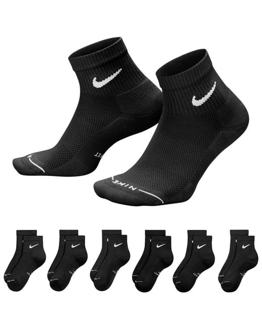 Nike Black Elevated Everyday Ankle Socks for men