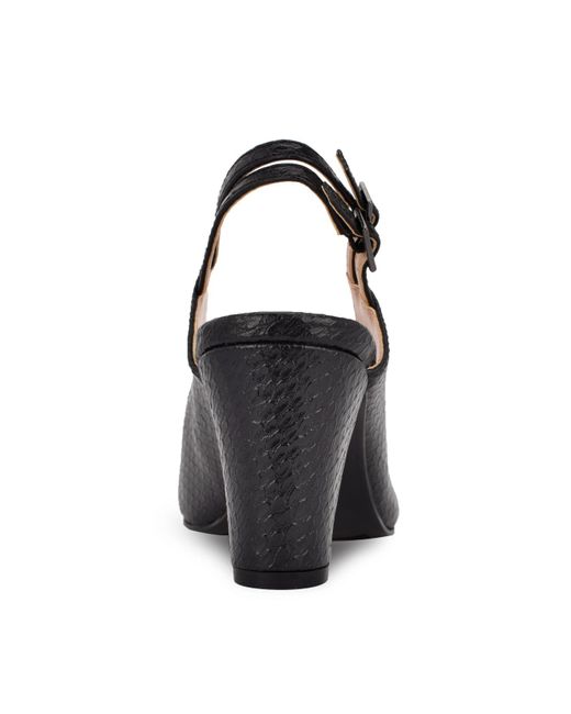 bandolino block heel pumps