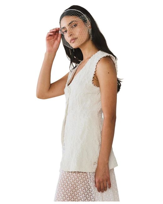 Eddy White Alexa Top