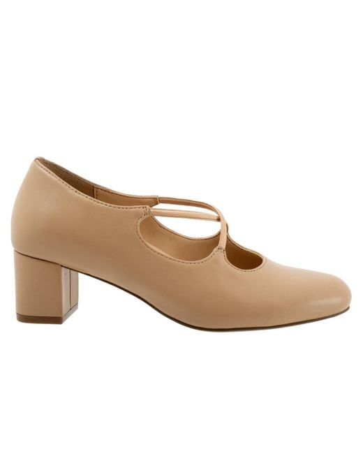 Trotters Natural Demi Pumps