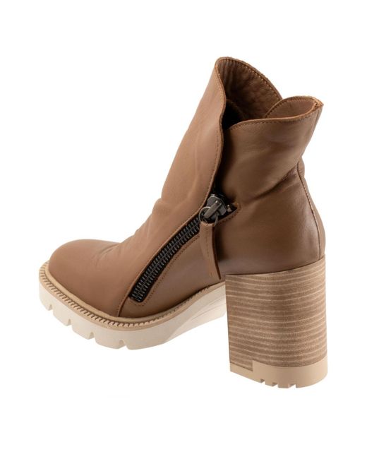 BUENO Brown Elliott Boot