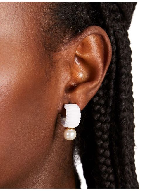 Kate Spade Francesca Gold-tone Imitation Pearl & Raffia Mini Hoop Earrings  in White | Lyst