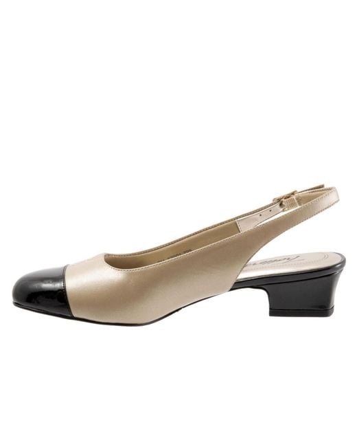 Trotters White Dea Pump