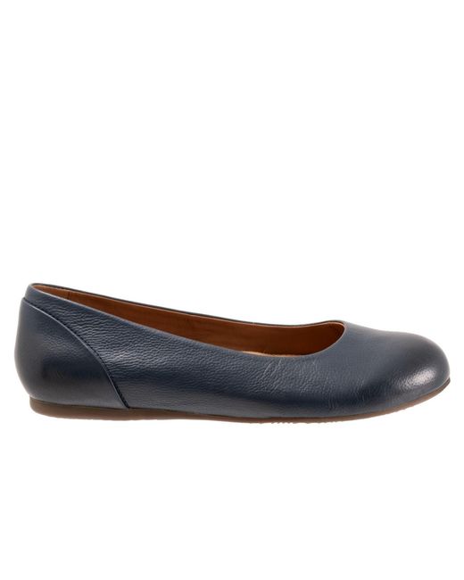 Softwalk® Blue Sonoma Flat