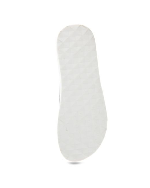 Aerosoles White Jace Round Toe Thong Sandals