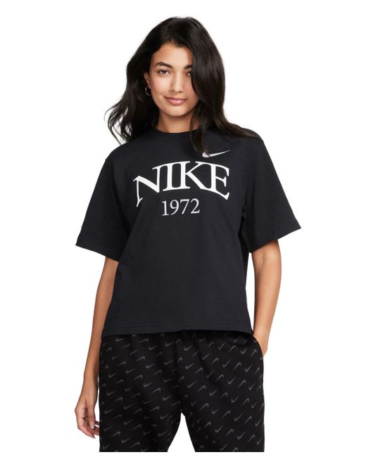 Nike Black Sportswear Short-sleeve Classic Logo T-shirt