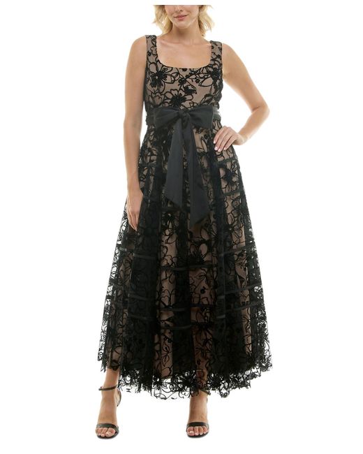 Taylor Floral-velvet Satin-tie Square-neck Gown in Green | Lyst Taylor Floral-velvet Satin-tie Square-neck Gown in Green | Lyst