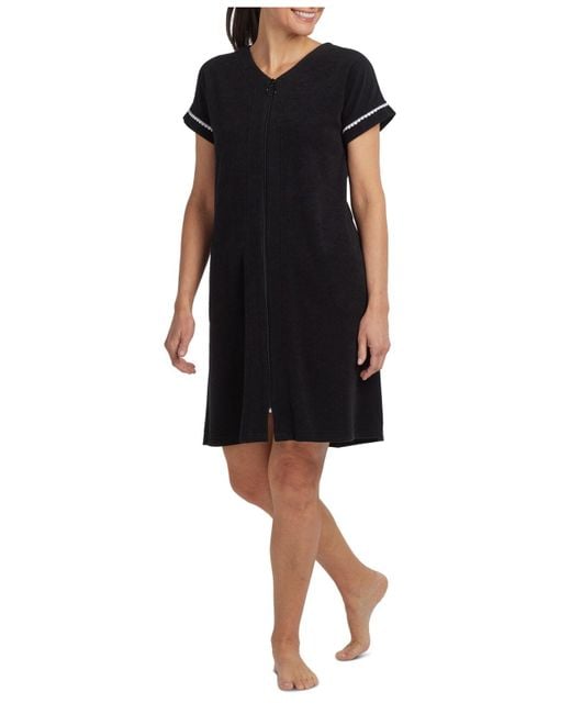 Miss Elaine Lace Shortsleeve Zipper Robe in Black Lyst