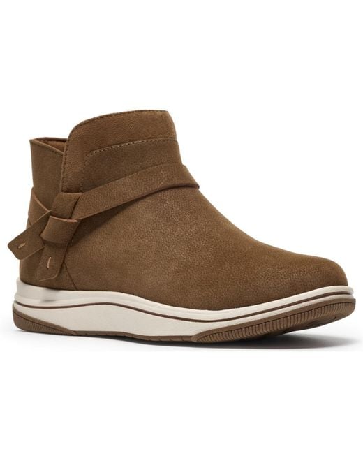 Clarks Brown Cloudsteppers Breeze Emma Round Toe Booties