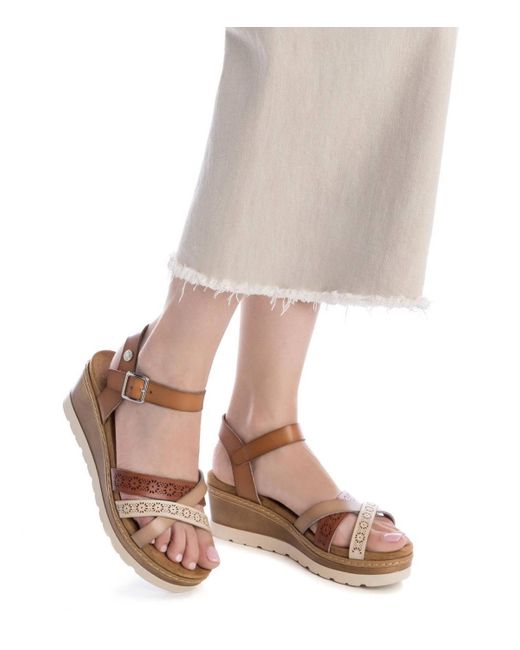 Xti Brown Refresh By Flat Sandals