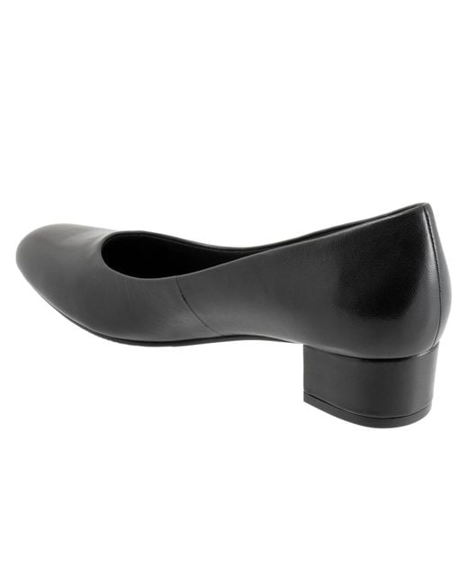 Trotters Black Dream Pump