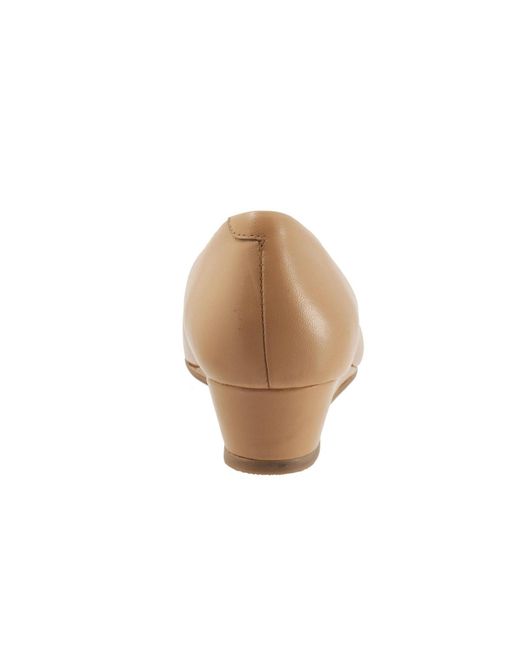 Trotters White Denisse Pump