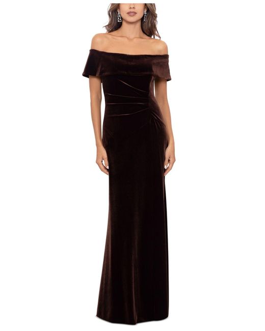 Xscape Off-the-shoulder Velvet Gown in Brown (Black) | Lyst
