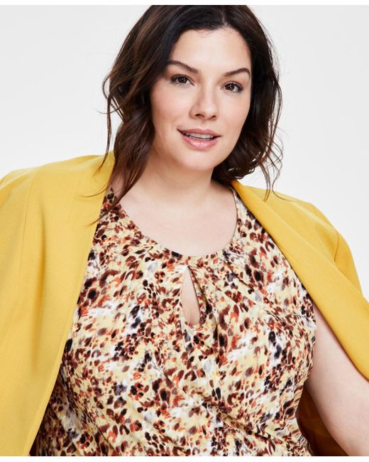 Kasper Natural Plus Size Printed Pleated Keyhole-neck Knit Top
