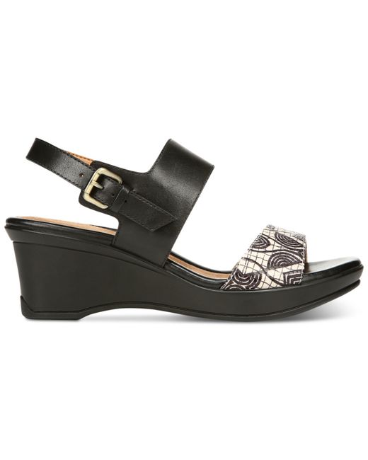 Naturalizer black sandals Buy Naturalizer Women's Danya Dress Sandal and other Heeled Sandals at yocofarudipumu.cf Our wide selection is eligible for free shipping and free returns.