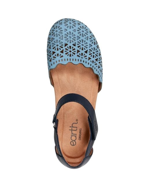 Earth Blue Bronnie Round Toe Casual Slip On Flats
