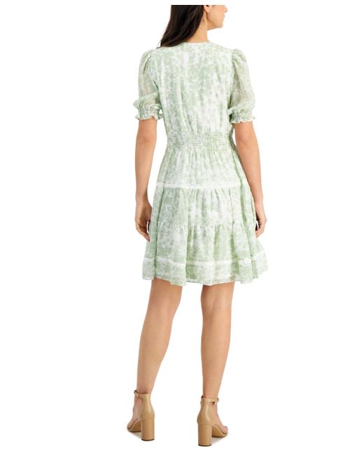 Taylor Green Petite V-neck Short-sleeve Chiffon A-line Dress
