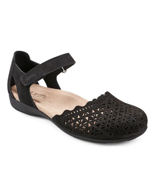 Earth Black Bronnie Round Toe Casual Slip-on Flat Shoes