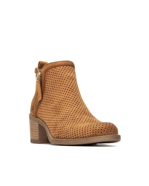 Xti Brown Suede Ankle Booties
